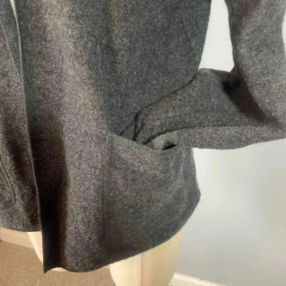 Woolen Deane & White Wool Button Down Grey Cardigan - Picture 4 of 14